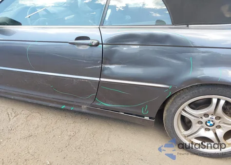 2001 BMW 330Ci z USA, uszkodzony, nr VIN WBABS53431JU81062